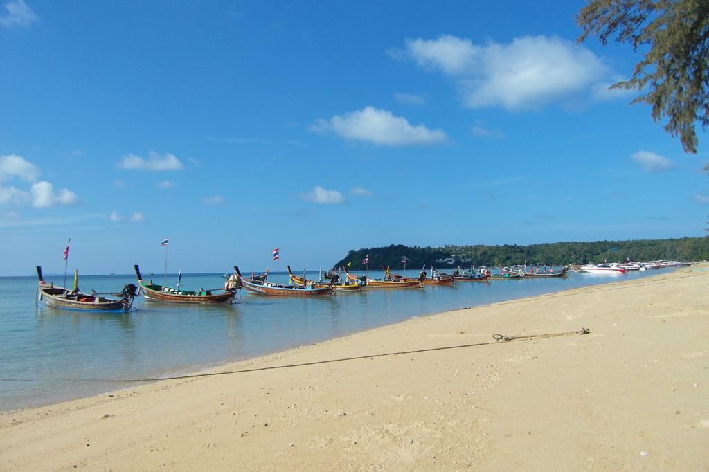 Palm Village Rawai Eksteriør billede