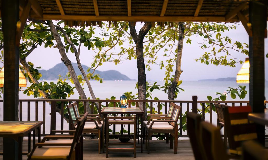 Palm Village Rawai Eksteriør billede