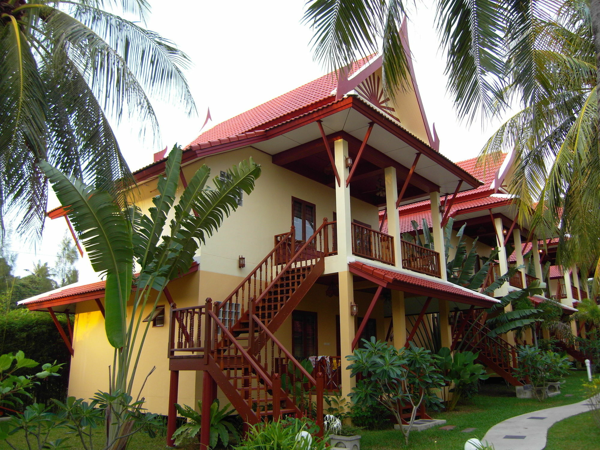 Palm Village Rawai Eksteriør billede